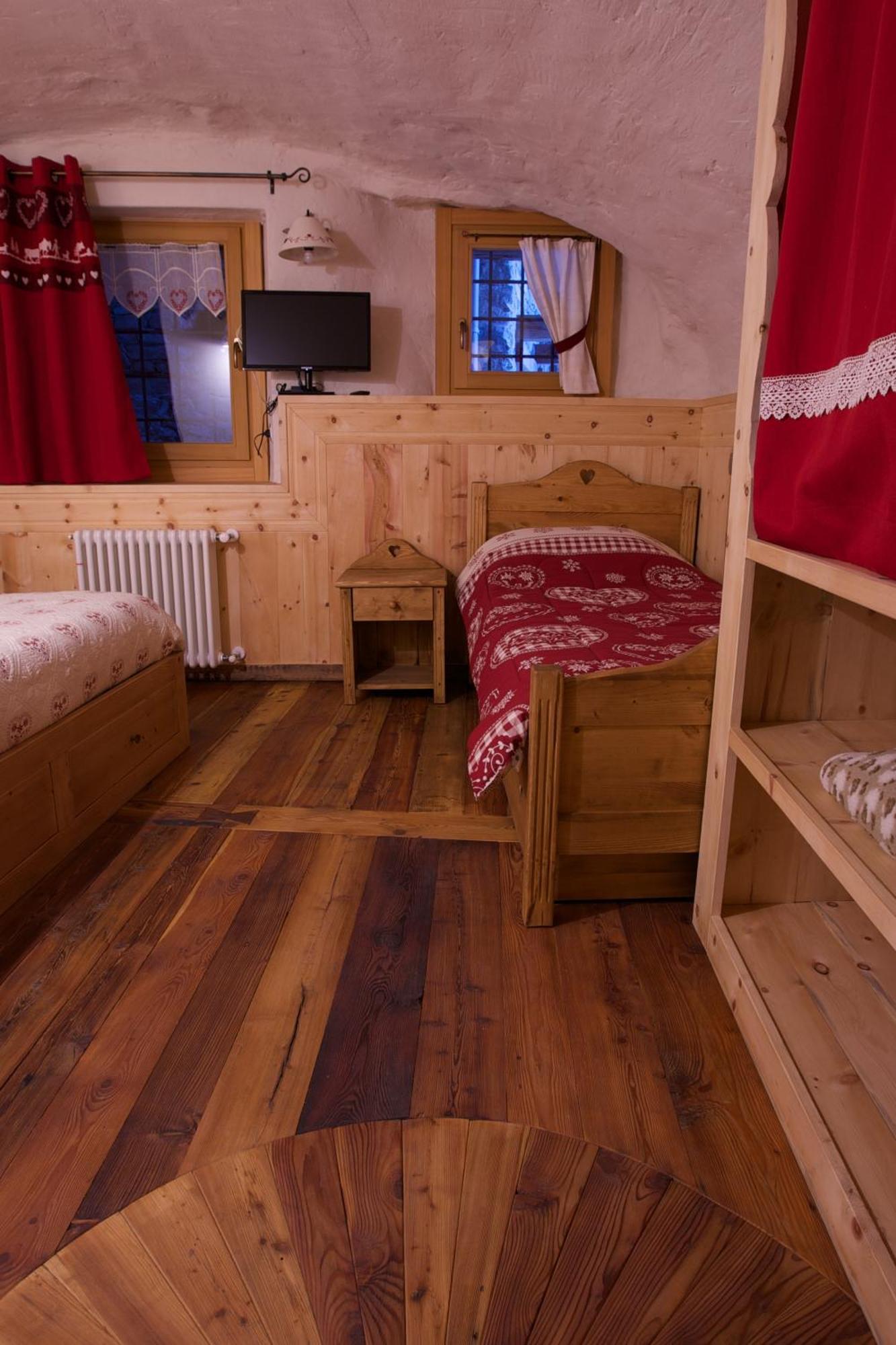 Maison Peroulaz Charvensod Номер фото